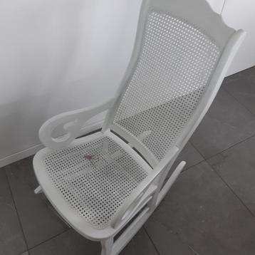 Schommelstoel beschikbaar voor biedingen
