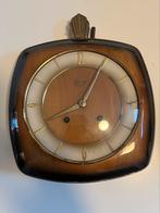 Urgos Wall Clock Vintage Antique 1950s 1960s - Bon état, Antiek en Kunst, Ophalen of Verzenden