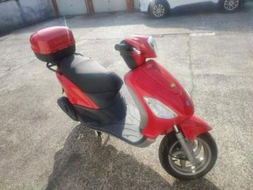 vespa piaggio fly klasse b beschikbaar voor biedingen