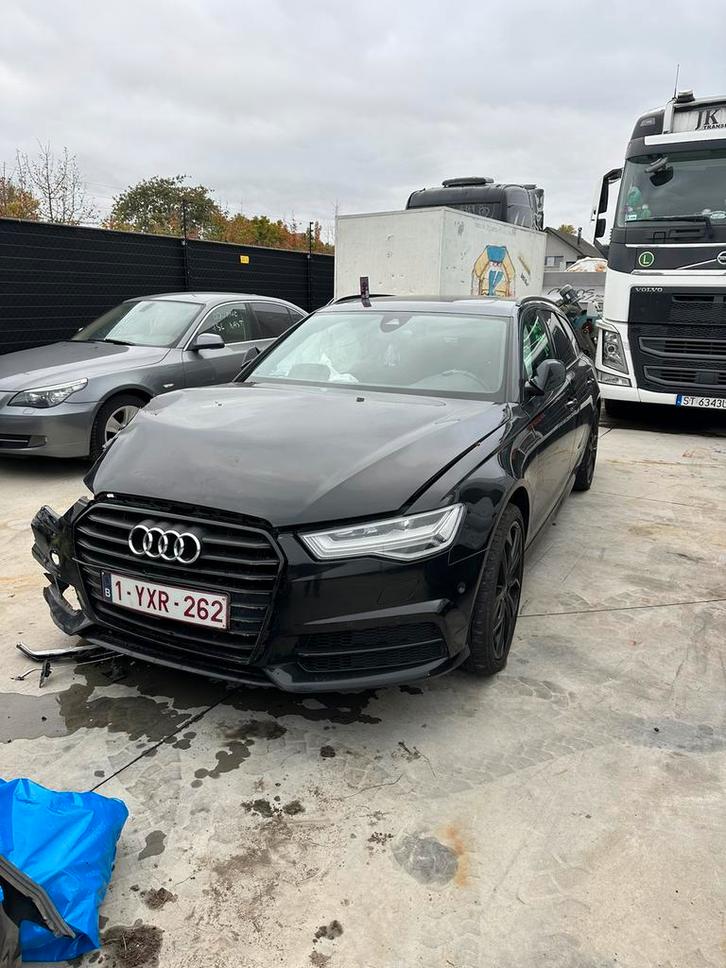 Audi A6 ongeval wagen hoogste bieder mag komen halen, Auto's, Audi, Bedrijf, A6, Benzine, Automaat, Ophalen