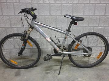 Fiets voor jongeren (8-10j.)  beschikbaar voor biedingen