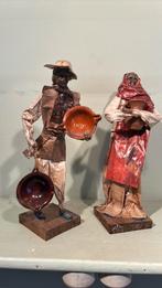 Figuren in papier maché, papier en ceramiek, Enlèvement, Comme neuf