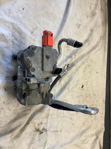 Toyota Prius Aircopomp 042200-0212 beschikbaar voor biedingen