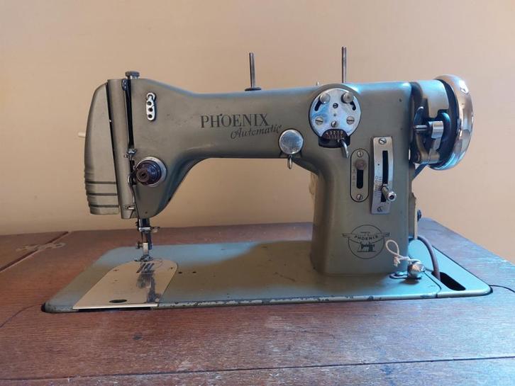 Naaimachine Phoenix, Antiek en Kunst, Antiek | Naaimachines, Ophalen
