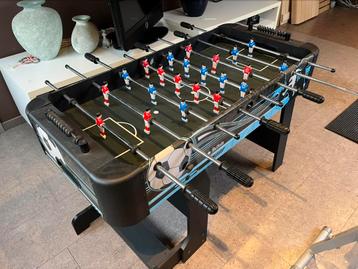 Voetbaltafel  beschikbaar voor biedingen