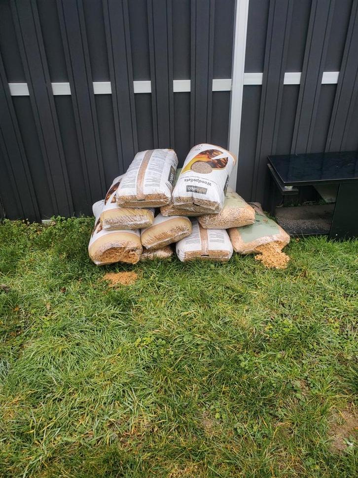 9 pastilles LISEZ la description ! Gratuit., Jardin & Terrasse, Bois de chauffage, Enlèvement