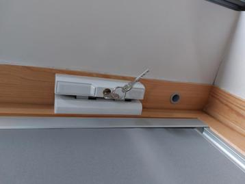 ABUS dakraamsloten beschikbaar voor biedingen