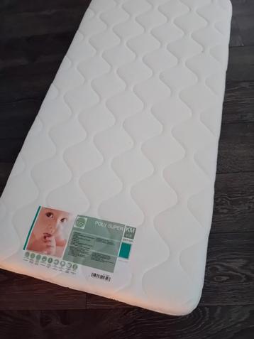 Matras voor baby/kinder bedje beschikbaar voor biedingen