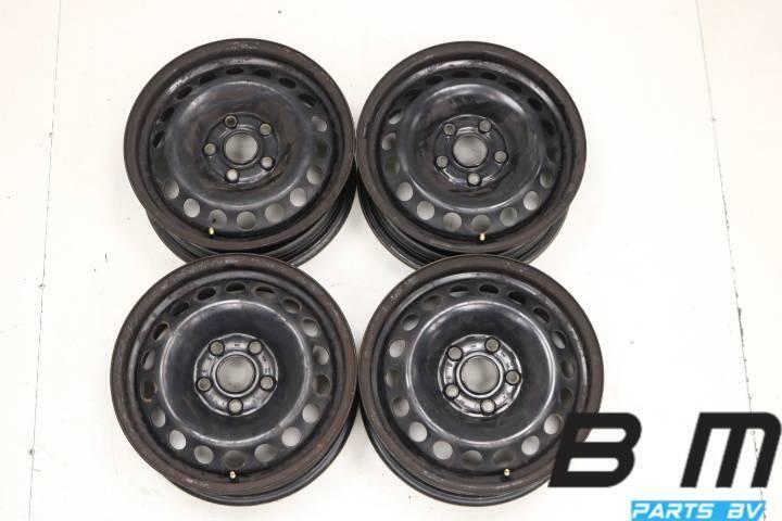 15 inch stalen velgen VW Golf 5 Touran etc 1K0601027C, Auto-onderdelen, Banden en Velgen, Velg(en), Gebruikt