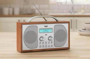 Alarme radio stéréo FM Bluetooth Bush DAB+ en bois, neuf, Enlèvement ou Envoi, Neuf