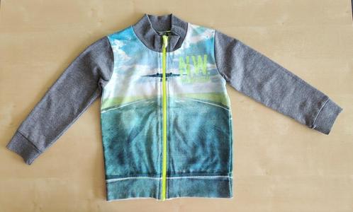 Vestje Dirkje landingsbaan, maat 104, Kinderen en Baby's, Kinderkleding | Maat 104, Zo goed als nieuw, Jongen, Trui of Vest, Ophalen of Verzenden