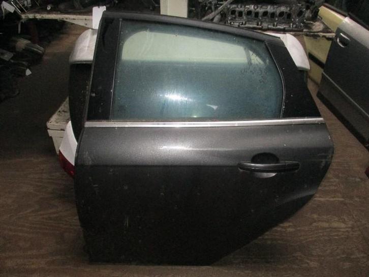 PORTIER LINKS ACHTER Ford Focus 3 (01-2010/01-2020), Auto-onderdelen, Carrosserie, Deur, Ford, Achter, Links, Gebruikt