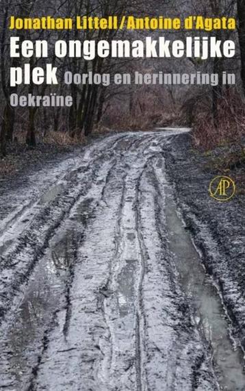 Een ongemakkelijke plek / Jonathan Littell / Antoine D'Agata beschikbaar voor biedingen