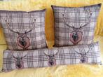 2 kussens en tochtrol in Burberry style, Ophalen