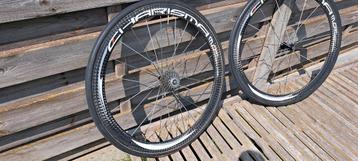most pinarello carbon wielset beschikbaar voor biedingen