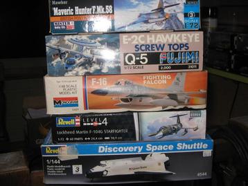 lot bouwdozen van vliegtuigen beschikbaar voor biedingen