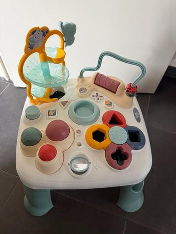 Smoby - Little Smoby - Activiteiten tafel  beschikbaar voor biedingen