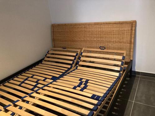 Bed 160 in  rotan en zwart metaal + verstelbare lattenbodems, Huis en Inrichting, Slaapkamer | Bedden, Tweepersoons, 160 cm, 200 cm