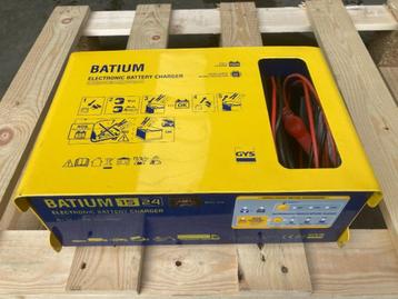 chargeur de batterie GYS BATIUM  15.24 (6V-12V-24V)