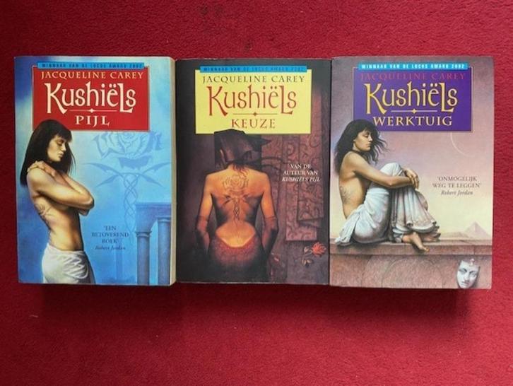 Jacqueline Carey Kushiëls Sage de complete trilogie in goede, Boeken, Fantasy, Ophalen of Verzenden