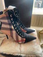 Nieuwe burberry boots maat 38/39, Comme neuf, Bottes, Enlèvement ou Envoi