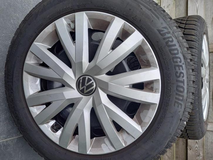 Set van 4 winterbanden 16" op velg, Auto-onderdelen, Banden en Velgen, Banden en Velgen, Winterbanden, 16 inch, 205 mm, Personenwagen