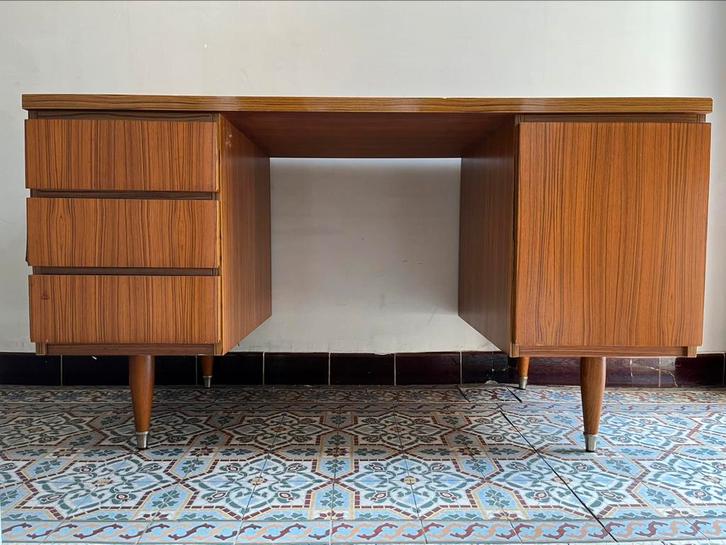 Vintage/retro bureau, Huis en Inrichting, Kasten | Dressoirs, Zo goed als nieuw, Ophalen