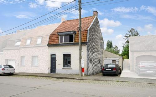 Maison de ville 3 façades avec garage à rénover, Immo, Maisons à vendre, Province de Hainaut, 500 à 1000 m², Maison de coin, G