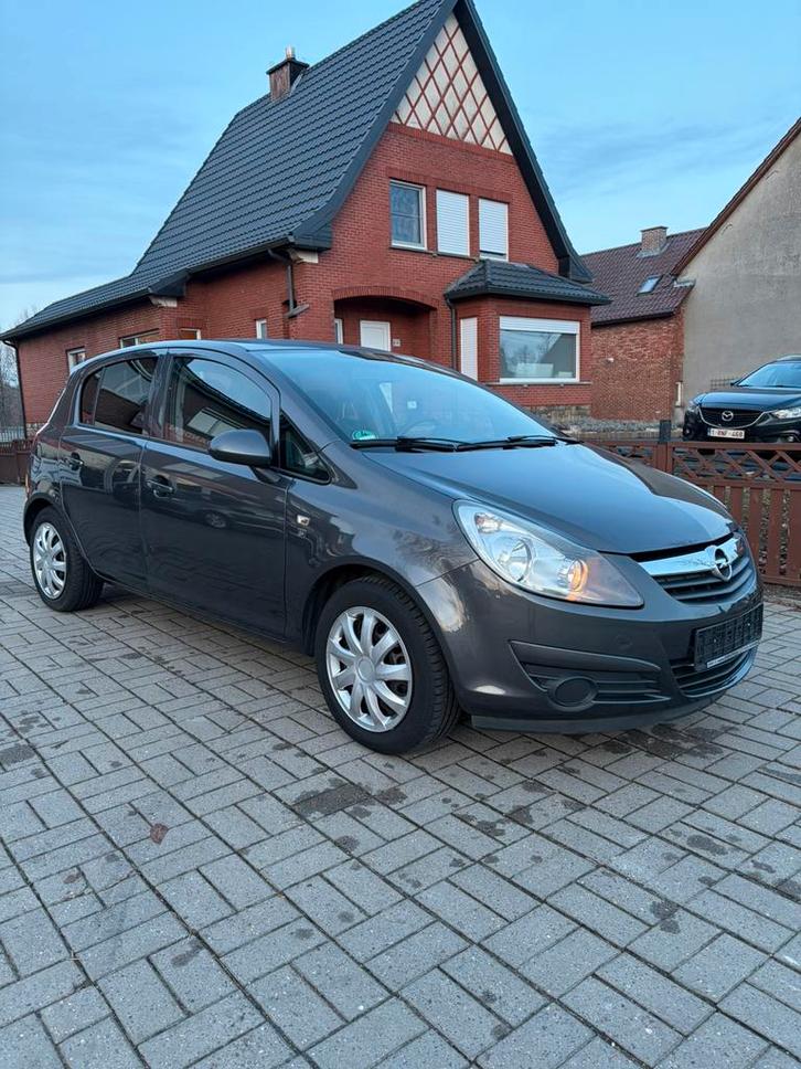 Opel Corsa 1.4 benzine met airco al gekeurd, Auto's, Opel, Bedrijf, Te koop, Corsa, Benzine, Euro 5, 5 deurs, Handgeschakeld, Ophalen