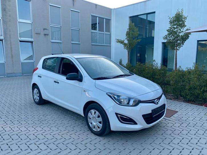 Hyundai i20 1.2 Benzine + Garantie, Auto's, Hyundai, Bedrijf, Te koop, i20, ABS, Airbags, Alarm, Android Auto, Apple Carplay, Centrale vergrendeling