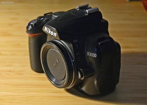 Nikon d3000 body + fototas ***laatse CCD sensor van Nikon, Audio, Tv en Foto, Fotocamera's Digitaal, Gebruikt, Spiegelreflex, Nikon