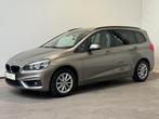 BMW 2 Serie 218 Gran Tourer 218 i Advantage (bj 2015), Auto's, Stof, Gebruikt, Bedrijf, Zilver of Grijs