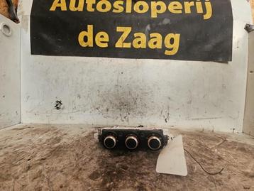 Kachel Bedieningspaneel van een Ford Focus beschikbaar voor biedingen