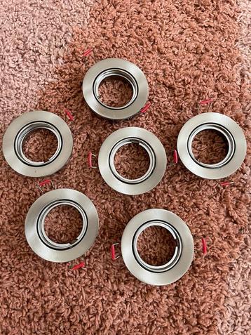 Inox houders voor inbouwspots beschikbaar voor biedingen