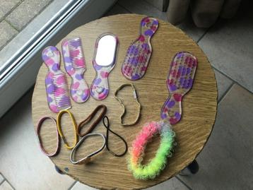 SET KAPPERSACCESSOIRES VOOR KINDEREN:0,50 EURO beschikbaar voor biedingen