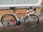 Trek Domane 2.3 - 2015, 28 inch, Gebruikt, 15 tot 20 versnellingen, 53 tot 57 cm
