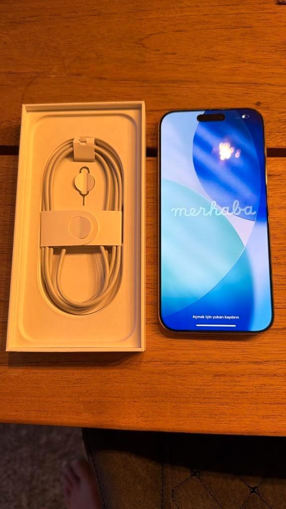 iPhone 16 Pro Max - 512Gb - Titanium (garantie), Telecommunicatie, Mobiele telefoons | Apple iPhone, Zo goed als nieuw, 512 GB
