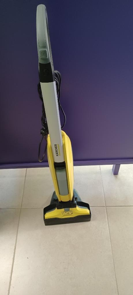 vloer reiniger Karcher, Huis en Inrichting, Schoonmaakartikelen, Overige typen, Ophalen of Verzenden