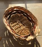 Panier bois tressé, Maison & Meubles, Accessoires pour la Maison | Plataux & Paniers, Comme neuf, Enlèvement, Panier, Bois