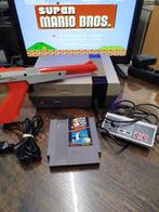 Nintendo NES action set super Mario Bros, Games en Spelcomputers, Ophalen of Verzenden, Gebruikt, Met 3 controllers of meer, Met games