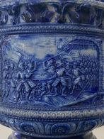 Antieke genummerde pot in Westerwald aardewerk, Ophalen