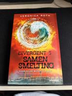 Veronica Roth - Samensmelting (Divergent 3), Boeken, Ophalen of Verzenden, Zo goed als nieuw, Veronica Roth