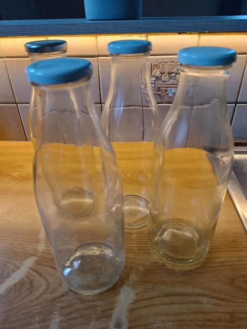 4 bouteilles en verre de 1 l avec bouchon, Verzamelen, Glas en Drinkglazen, Zo goed als nieuw, Ophalen of Verzenden