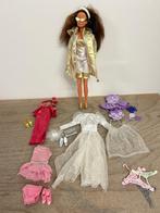 Vintage Barbie – Pop + outfit Goud/Rood/Roze/Wit, Enlèvement, Barbie