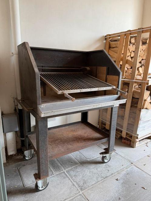 Traditionele Baskische grill, Tuin en Terras, Houtskoolbarbecues, Gebruikt, Ophalen