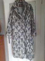 Manteau en fourrure d'Astrakan, Antiquités & Art, Enlèvement