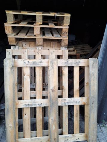 Palletten beschikbaar voor biedingen