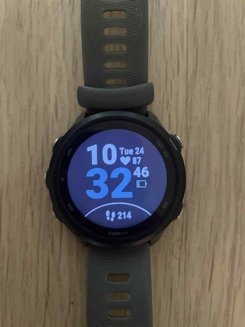 Garmin Forerunner 245, Handtassen en Accessoires, Sporthorloges, Zo goed als nieuw, Zwart, Afstand, Calorieverbanding, Conditie