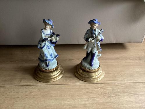 pair of vintage porcelain music box figurines, Huis en Inrichting, Woonaccessoires | Overige, Zo goed als nieuw, Verzenden