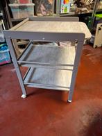 Luiertafel op wielen, Ophalen